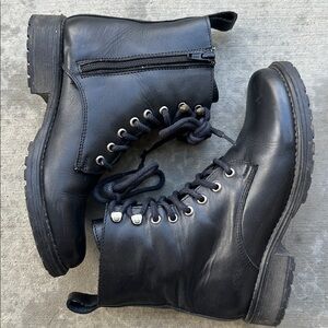 Steve Madden Bobbi Black Leather Combat Boot 7.5 EUC